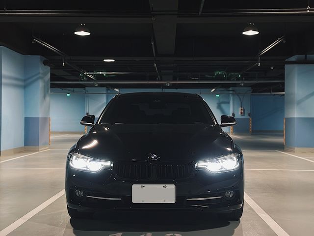 BMW寶馬 320I  第2張相片