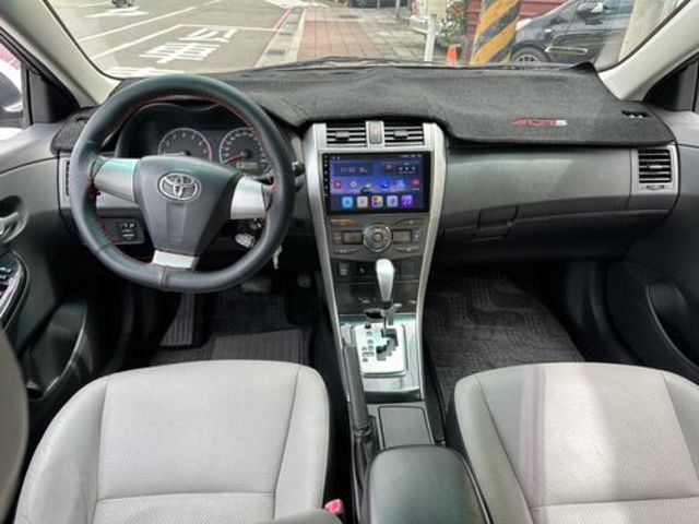 TOYOTA豐田 ALTIS  第5張相片
