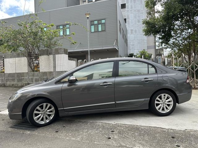 HONDA本田 CIVIC  第3張相片