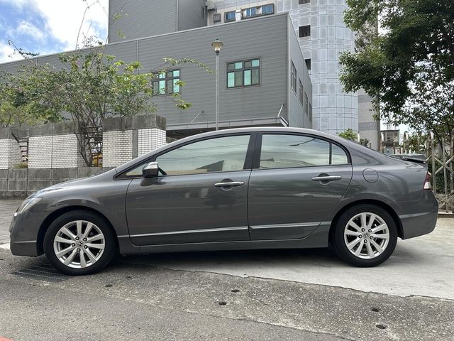 HONDA本田 CIVIC  第14張相片