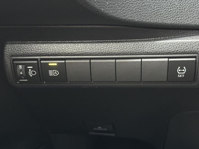 TOYOTA豐田 COROLLA ALTIS HYBRID  第11張相片