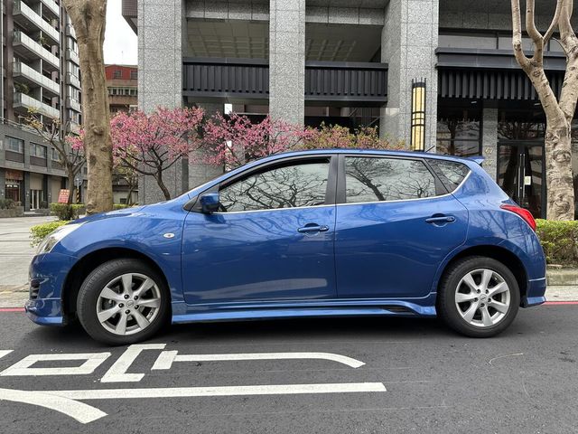 NISSAN日產 TIIDA  第19張相片