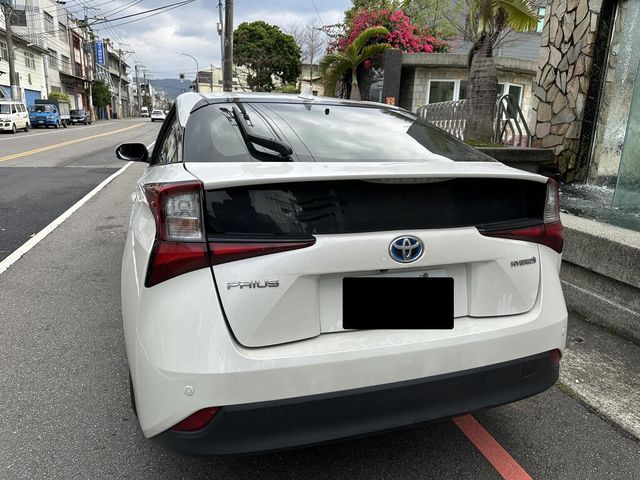 TOYOTA豐田 PRIUS  第3張相片