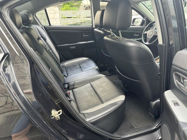 MAZDA馬自達 MAZDA 3  第8張相片