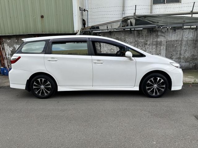 TOYOTA豐田 WISH  第7張相片