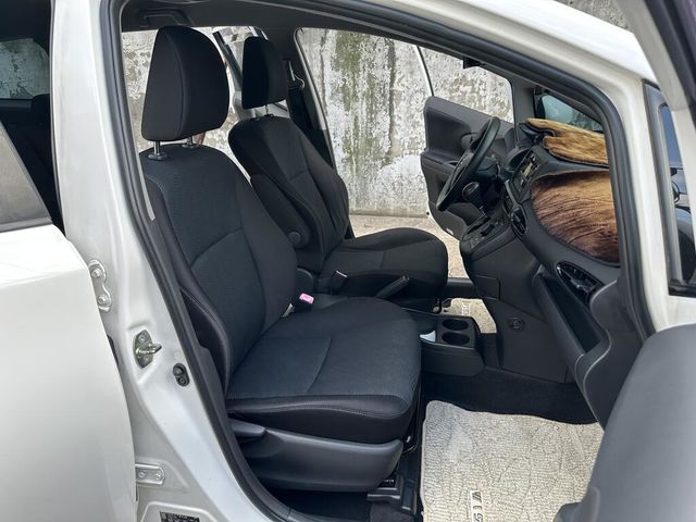 TOYOTA豐田 WISH  第15張相片