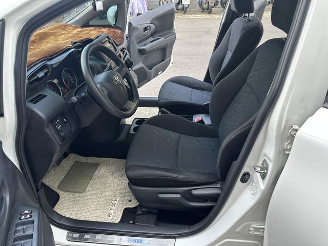 TOYOTA豐田 WISH  第16張相片