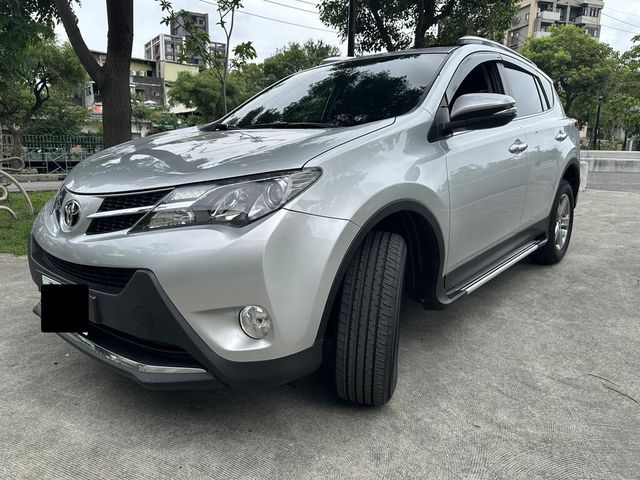 TOYOTA豐田 RAV4  第1張相片