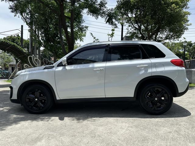 SUZUKI鈴木 VITARA  第18張相片