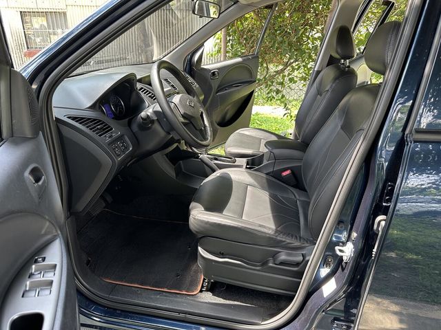 MITSUBISHI三菱 ZINGER  第11張相片