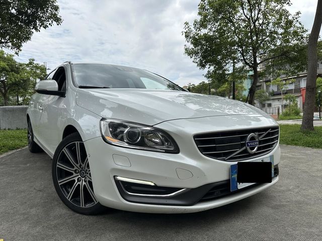 VOLVO富豪 V60  第8張相片