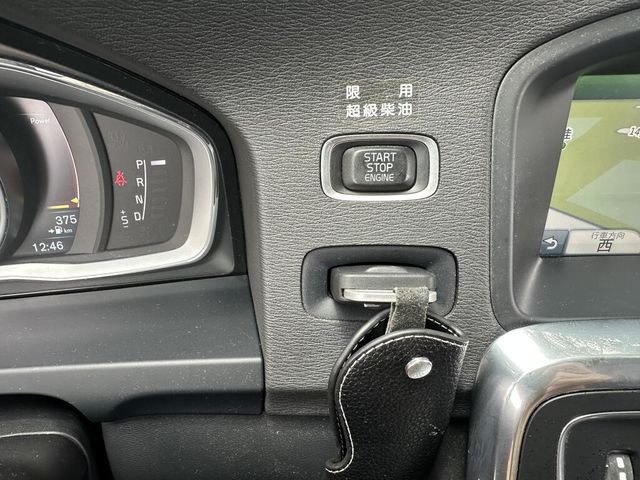 VOLVO富豪 V60  第13張相片