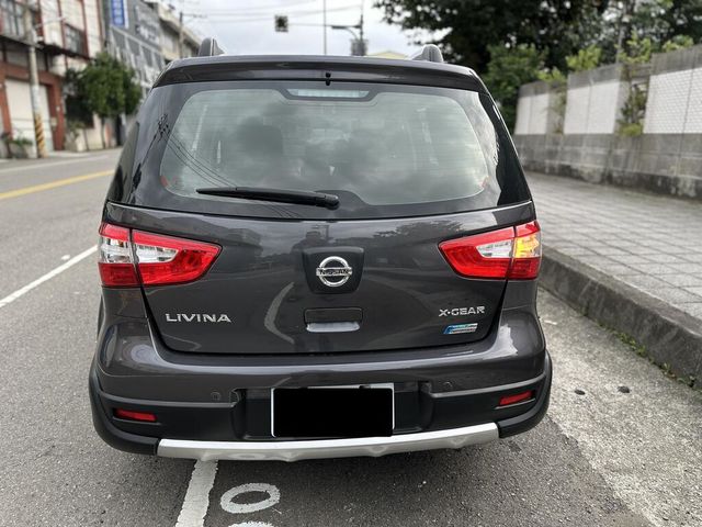 NISSAN日產 LIVINA  第4張相片