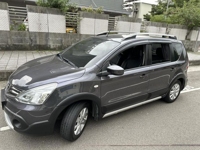 NISSAN日產 LIVINA  第8張相片
