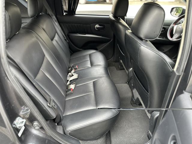 NISSAN日產 LIVINA  第12張相片