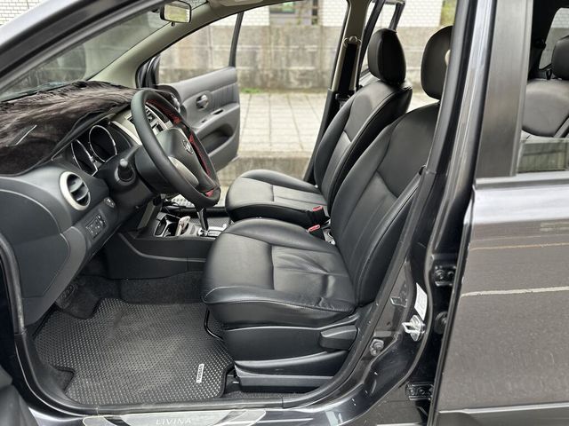 NISSAN日產 LIVINA  第14張相片