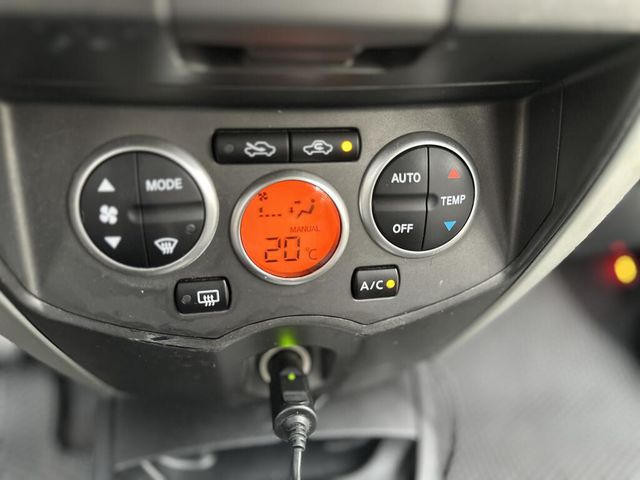 NISSAN日產 LIVINA  第15張相片