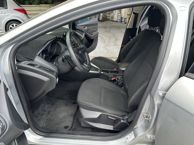 FORD福特 FOCUS  第11張相片