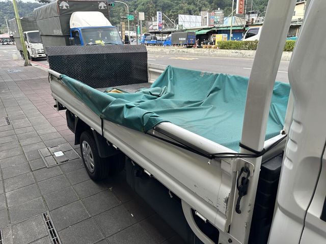 KIA起亞 KAON  第7張相片