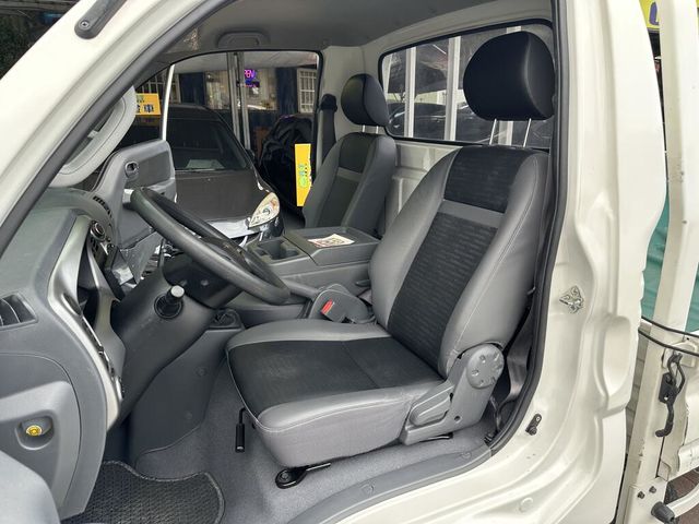 KIA起亞 KAON  第15張相片