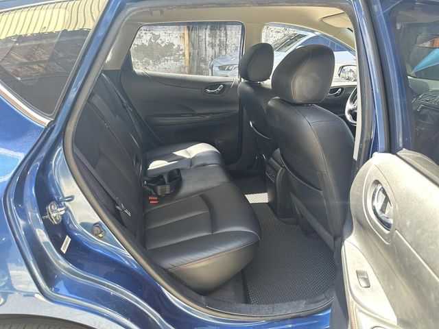 NISSAN日產 TIIDA  第7張相片