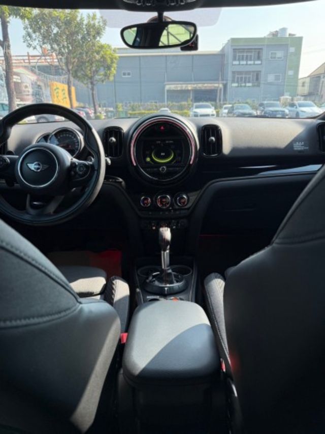 Cooper 2.0S版 / 女用一手車 / 原廠保養  第6張相片