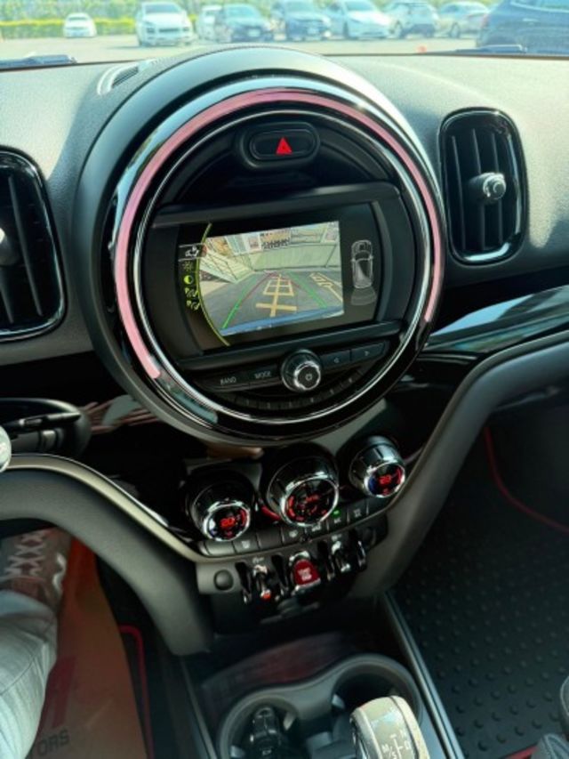 Cooper 2.0S版 / 女用一手車 / 原廠保養  第10張相片