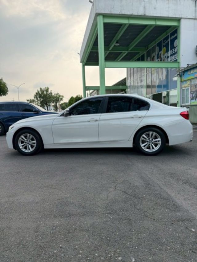 318改M包 / 一手車 / 原廠保養  第3張相片