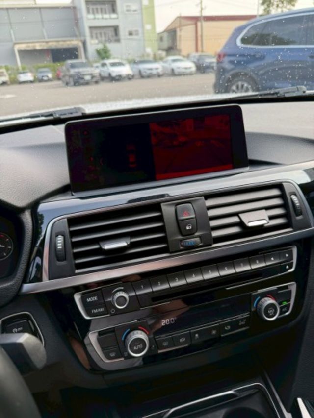 318改M包 / 一手車 / 原廠保養  第10張相片