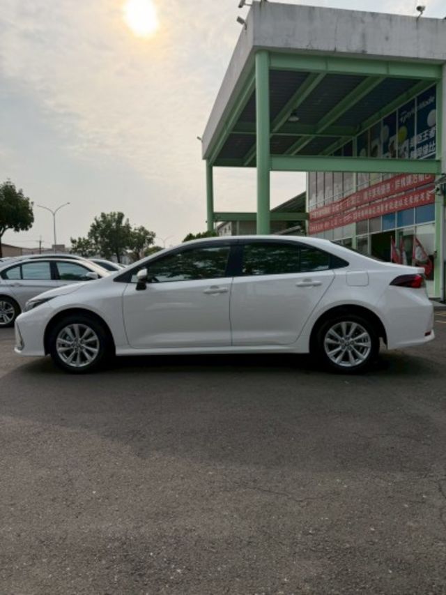 25年式 / 豪華+ / 一手車 / 原廠保固中  第3張相片