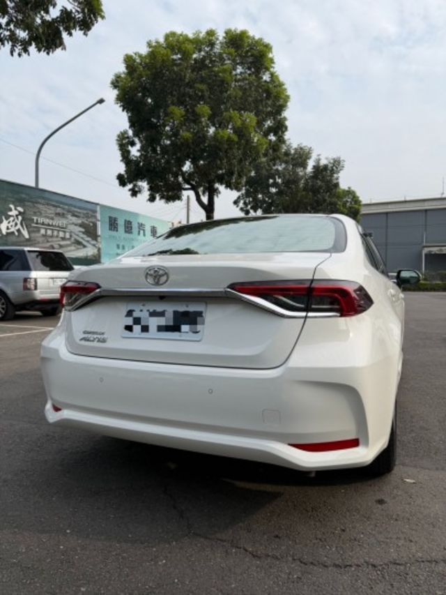 25年式 / 豪華+ / 一手車 / 原廠保固中  第4張相片