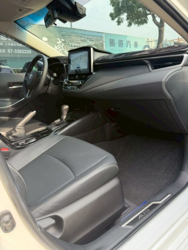 25年式 / 豪華+ / 一手車 / 原廠保固中  第7張相片
