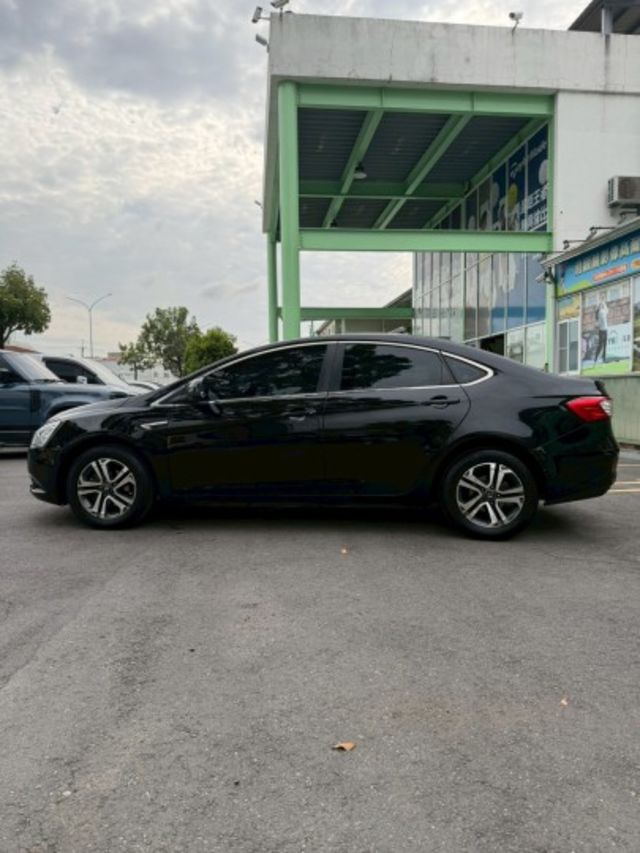 一手車 / 改安卓機 / 代步車首選  第3張相片