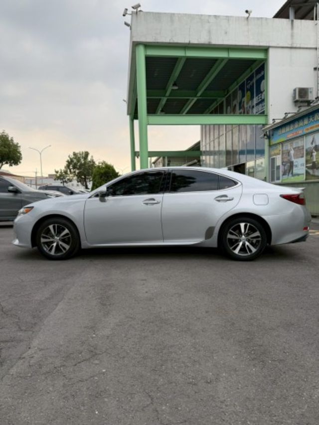 ES250 旗艦版 / 一手車 / 保固中  第3張相片