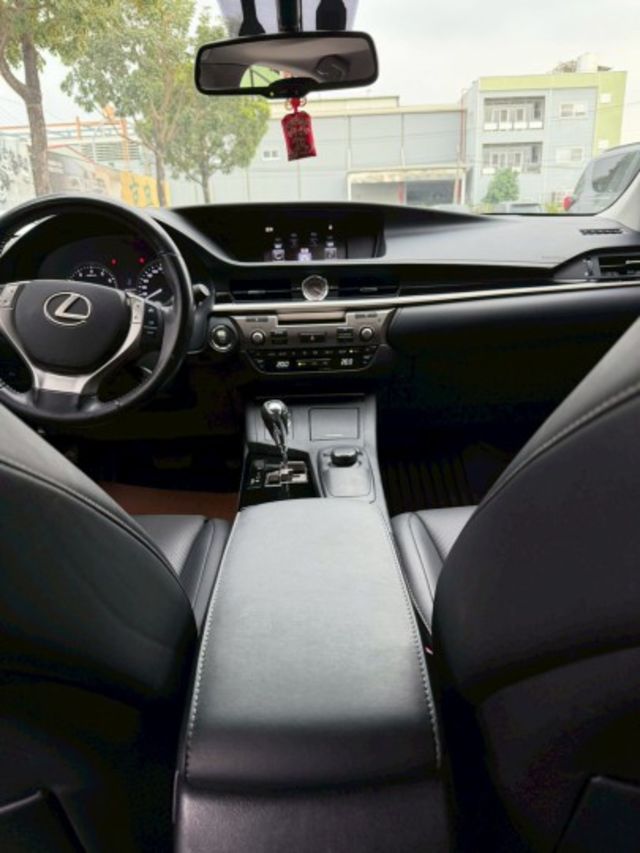 ES250 旗艦版 / 一手車 / 保固中  第6張相片