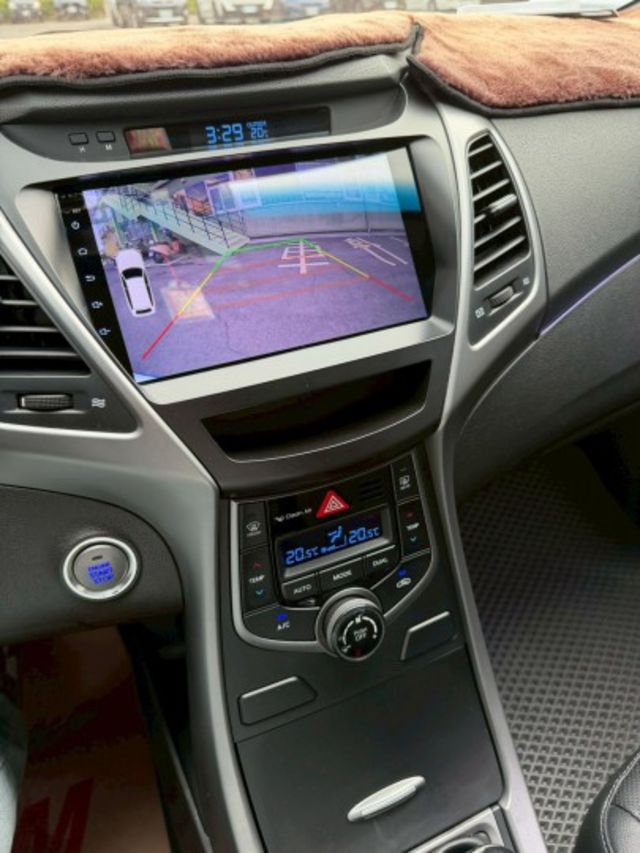 EX旗艦版 / 一手車 / 全車氣氛燈  第9張相片