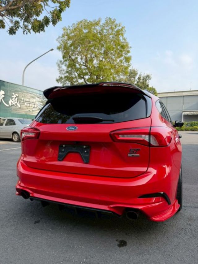 2.3 ST旅行車 / 一手車 / 原廠保養  第4張相片