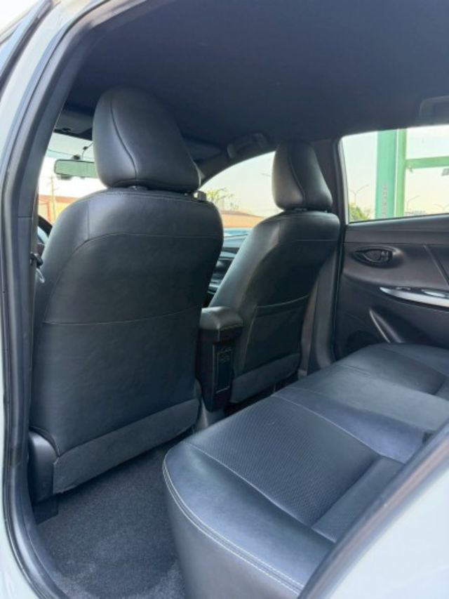 S版 / 免鑰匙啟動 / 摸門解鎖 / 原廠保養  第8張相片