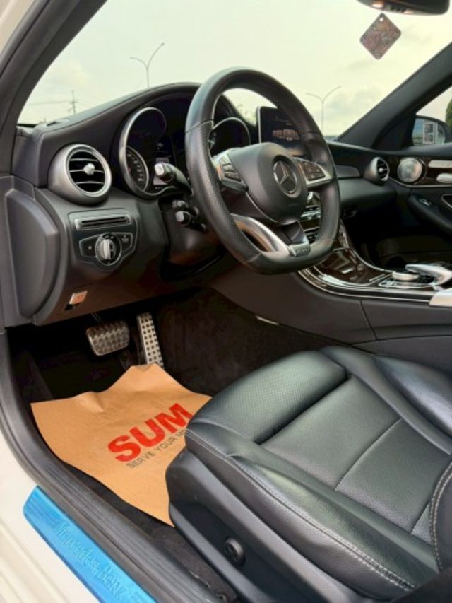 C300 AMG / 一手車 / 基本滿  第5張相片