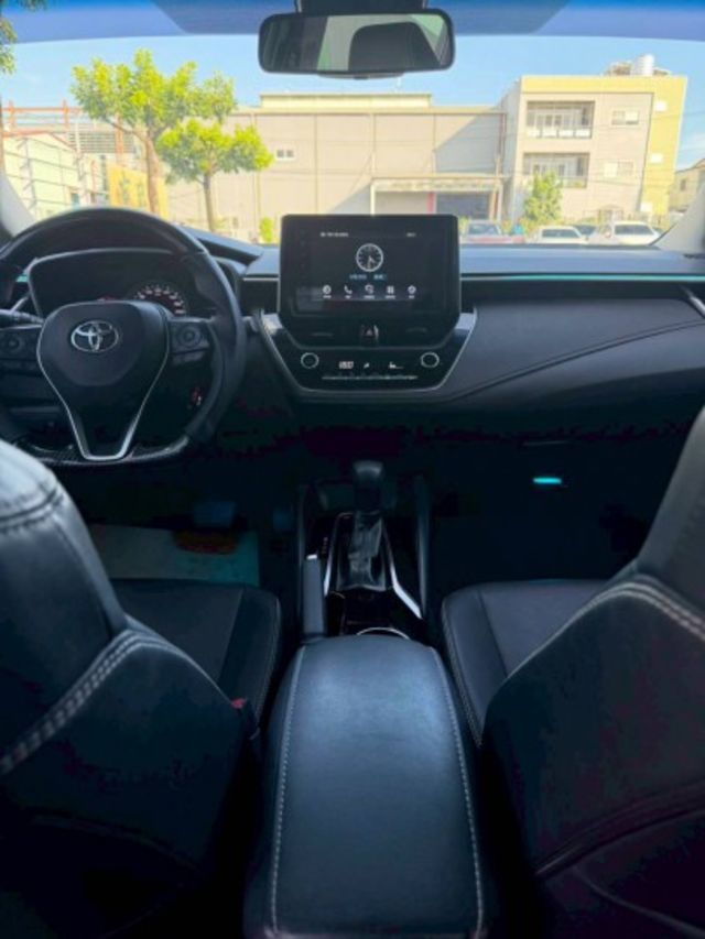 豪華版 / 免鑰匙啟動 / Apple Car Play  第6張相片