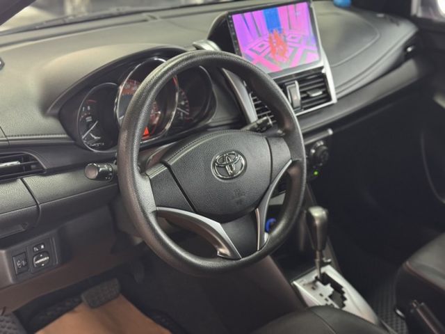 YARIS  第3張相片