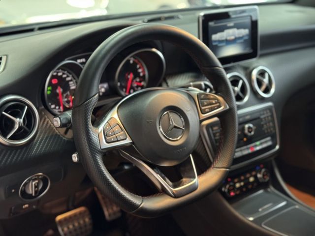 一手車/AMG套件/總代理/全景天窗  第3張相片