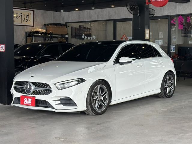 總代理/環艙氣氛燈/AMG-LINE/全景天窗  第1張相片