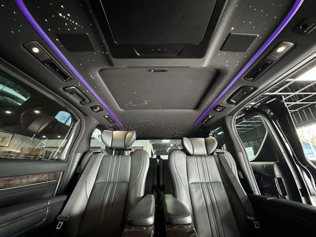 低里程/全車升級品總花費超過百萬  第12張相片