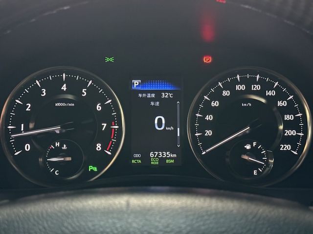 低里程/全車升級品總花費超過百萬  第14張相片