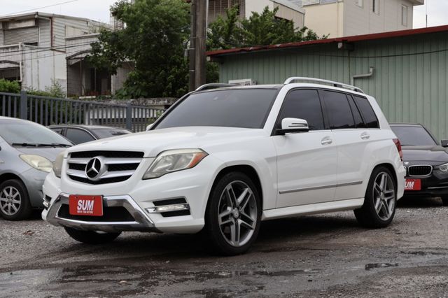 國內一手車/AMG套件/全景天窗/免鑰匙/氣氛很好  第1張相片