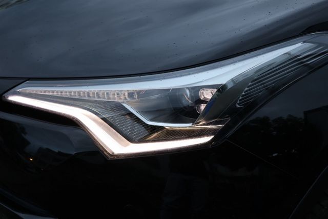 日本原裝進口/豪華版/加熱座椅/LED頭尾燈  第4張相片