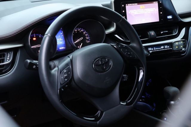 日本原裝進口/豪華版/加熱座椅/LED頭尾燈  第8張相片