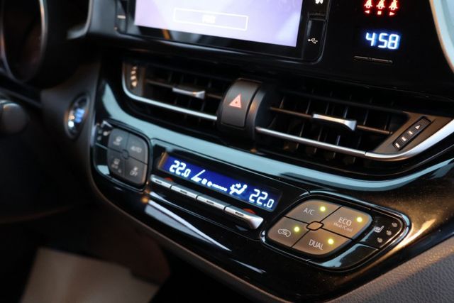 日本原裝進口/豪華版/加熱座椅/LED頭尾燈  第11張相片