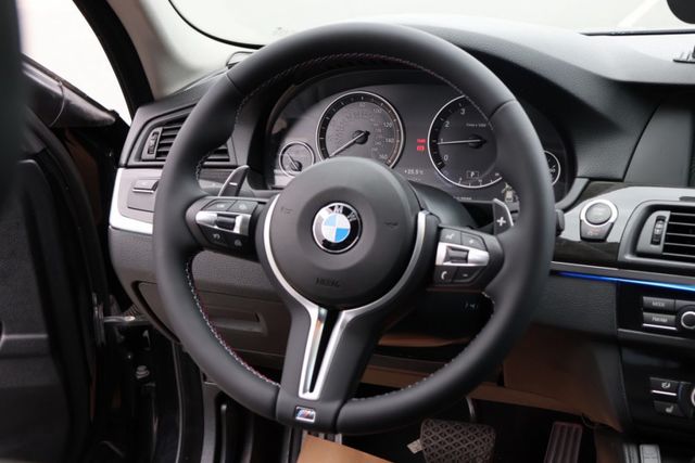 HID魚眼頭燈/原廠導航/M版空力套件/鋁圈/方向盤  第10張相片